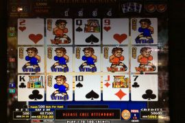 WORLD CHAMP’S SPIN POKER　487,500枚