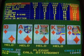 MULTI POKER /HIGH ROLLER　200,000枚